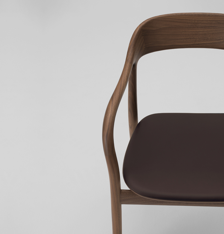 Tako Armchair (Cushioned)