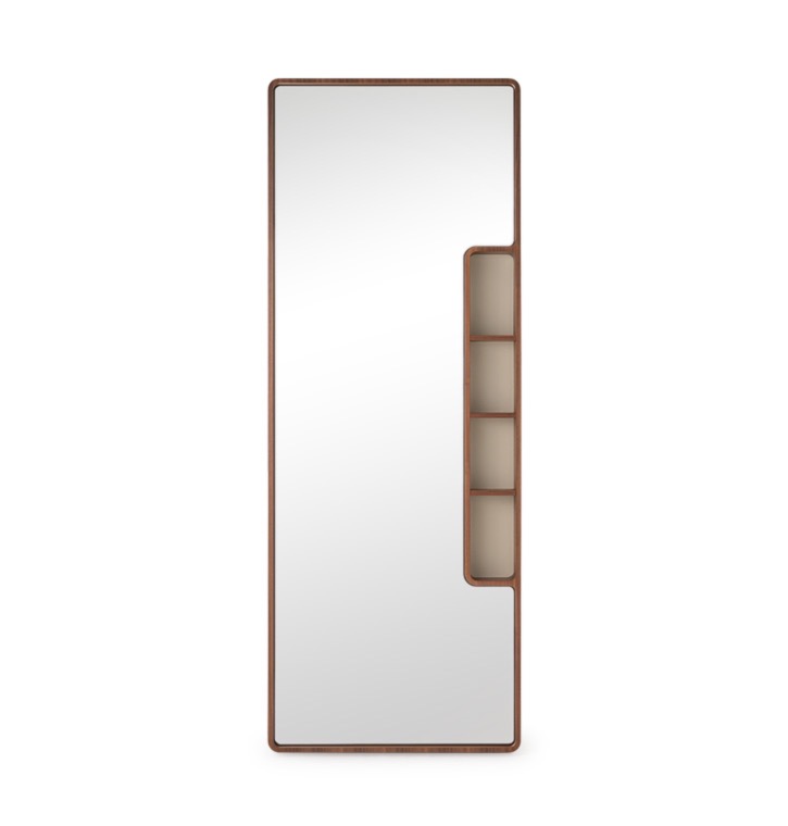 Atelier specchio fondo bianco