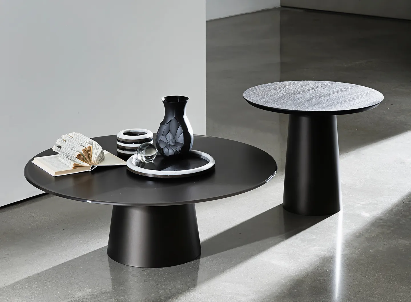 SOVET ITALIA Totem coffee tables