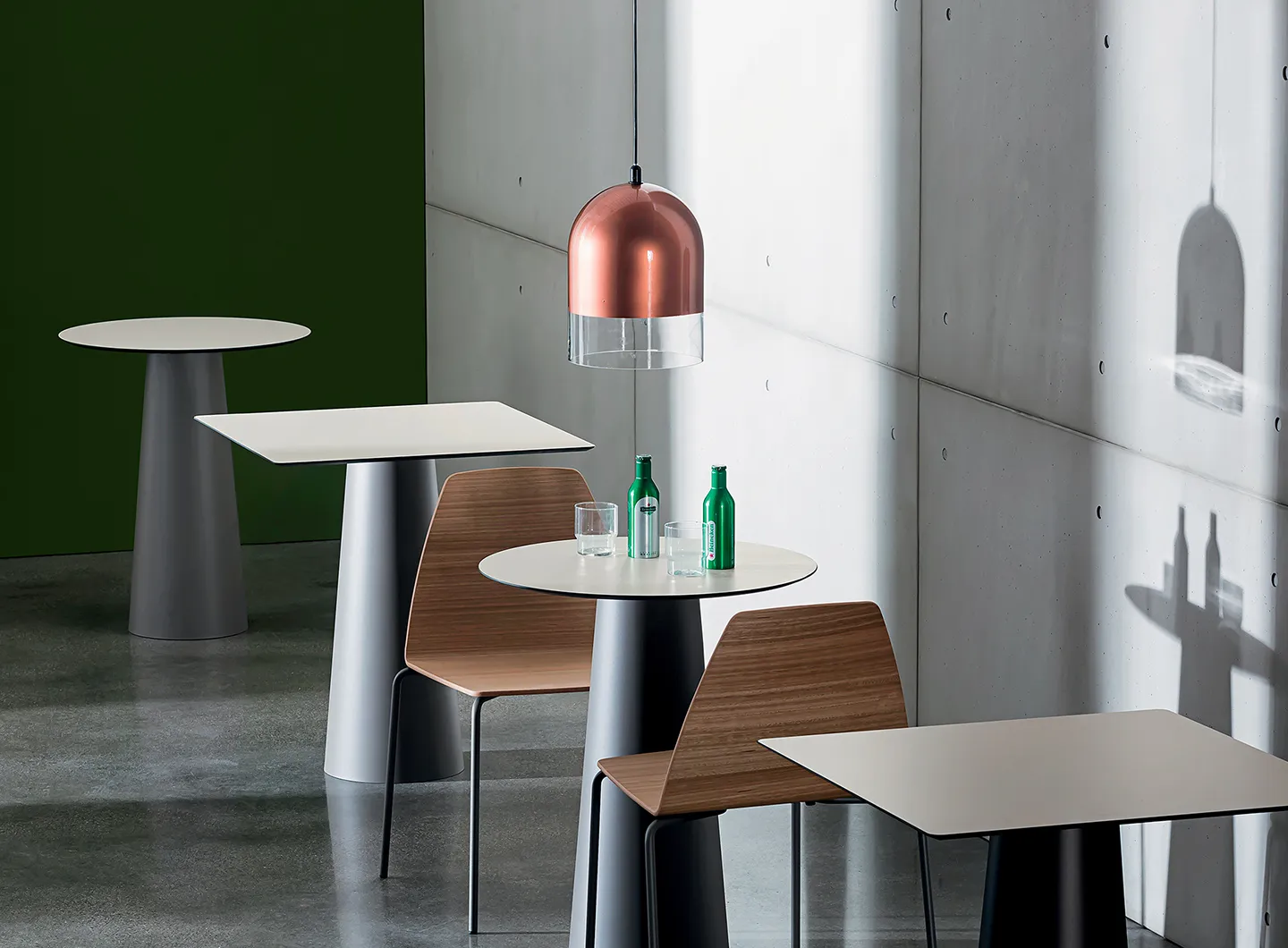 SOVET ITALIA Totem bar 