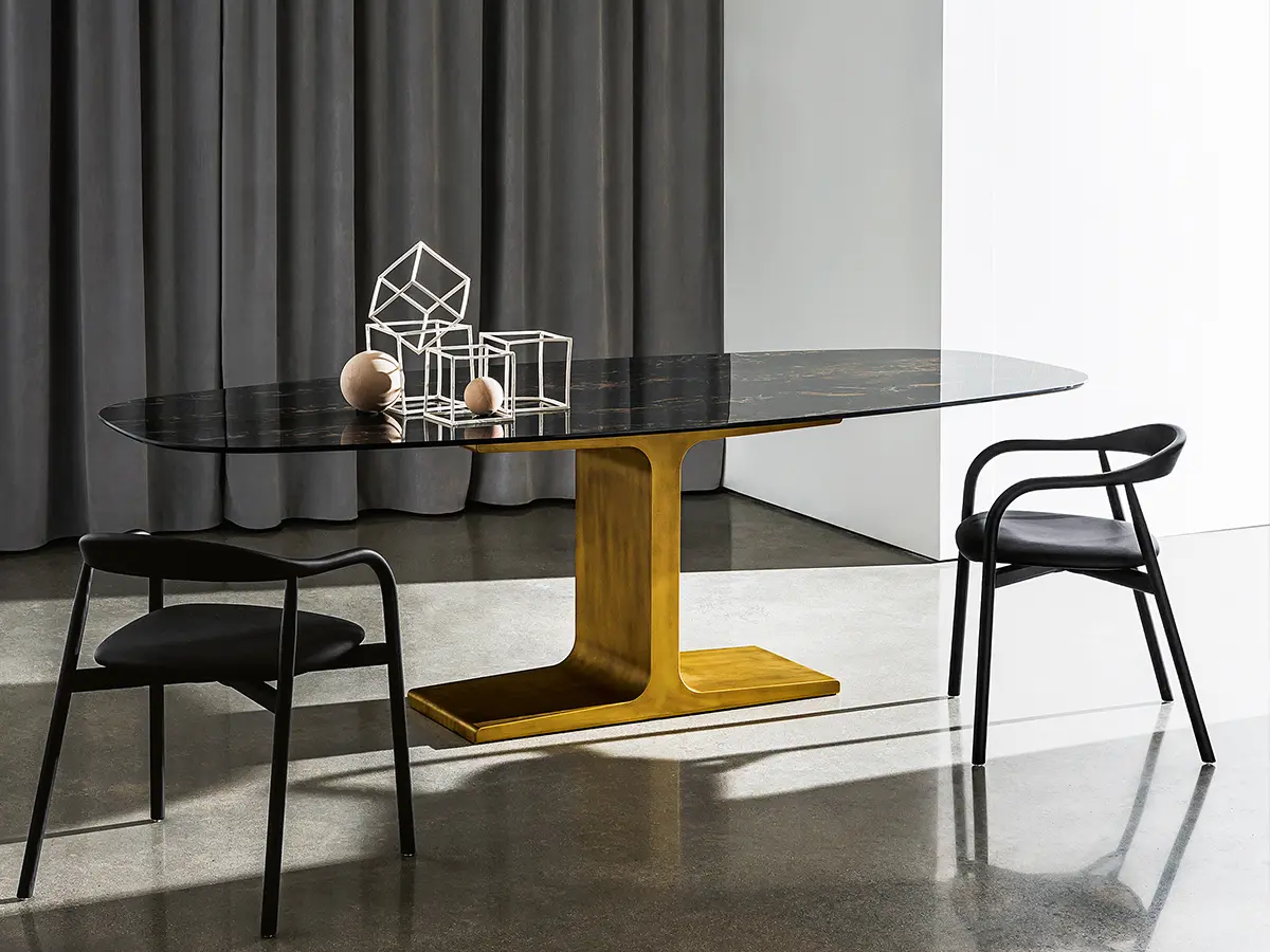 SOVET ITALIA Palace dining table