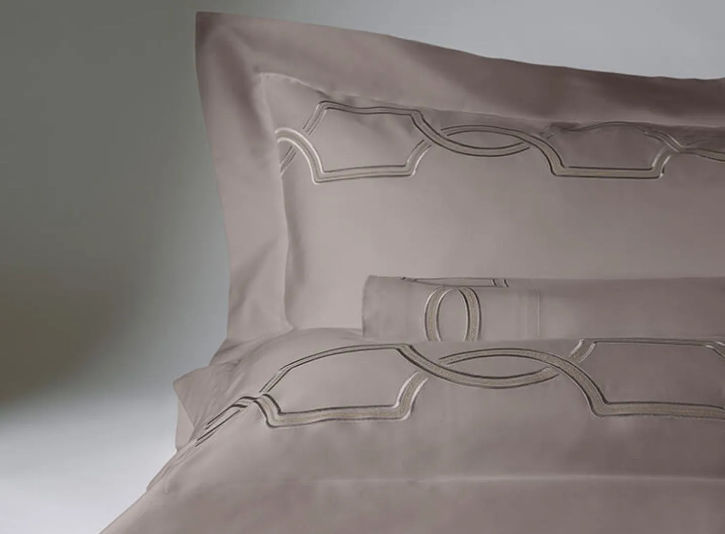 Rivolta Carmignani ROYAL bed linens set Beige dark taupe