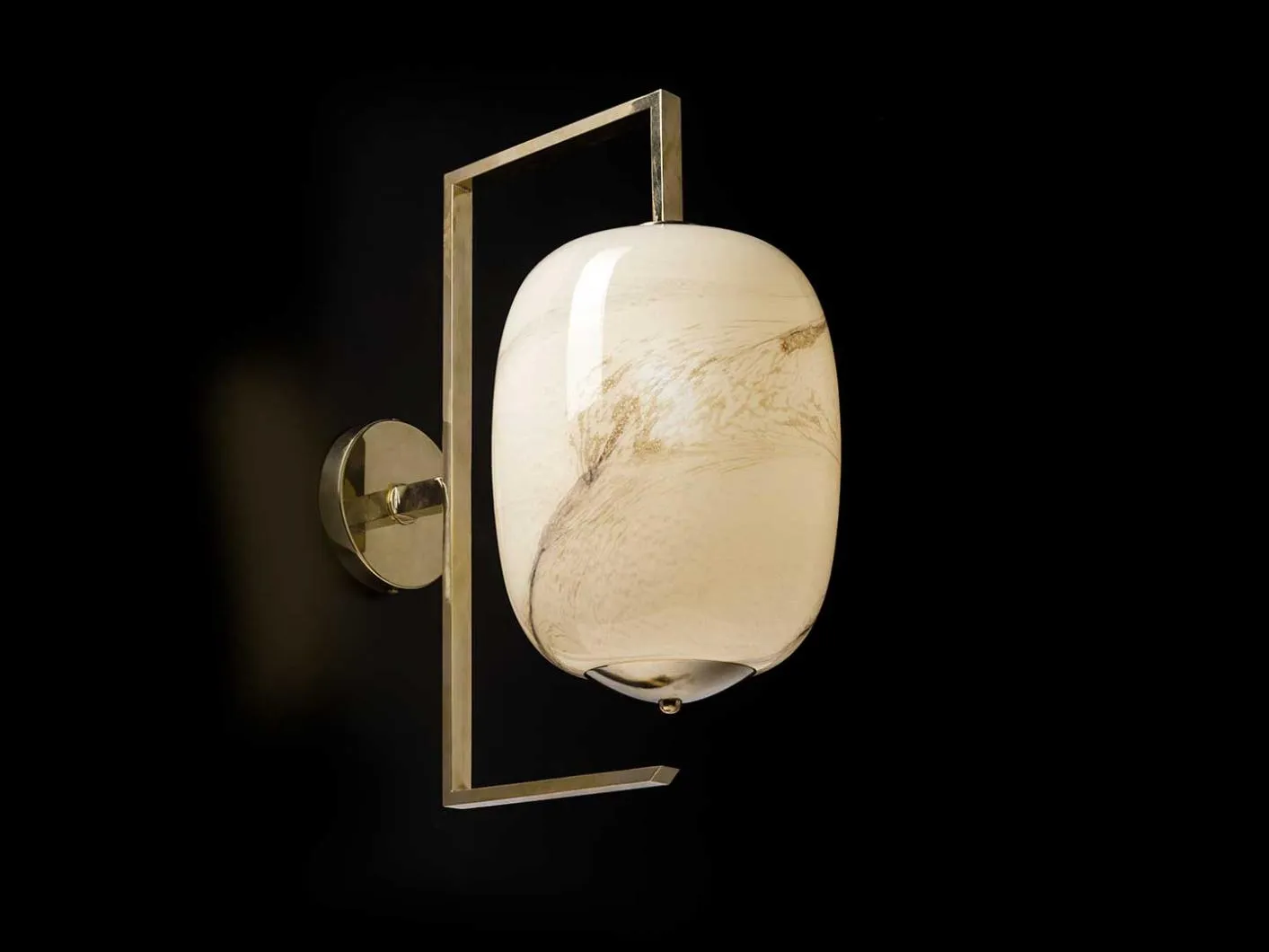 ROMA WALL LIGHT