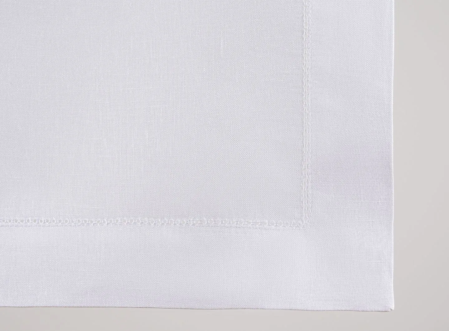 CLASSIC PLUS hemstitch