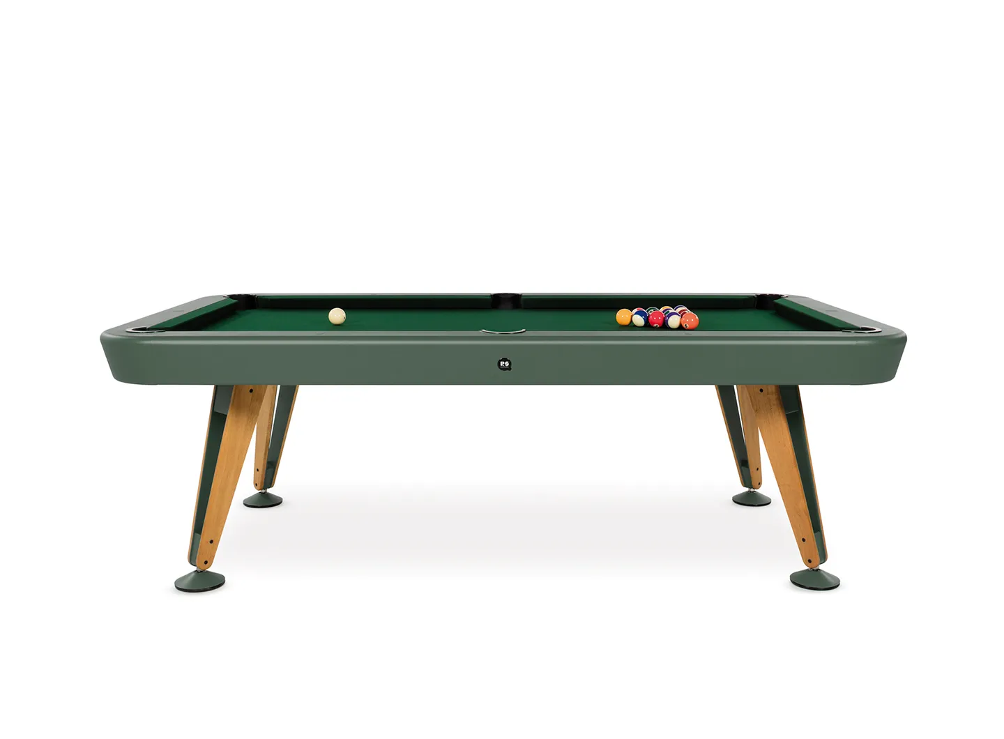 RS Barcelona Diagonal pool table for indoor and outdoor use