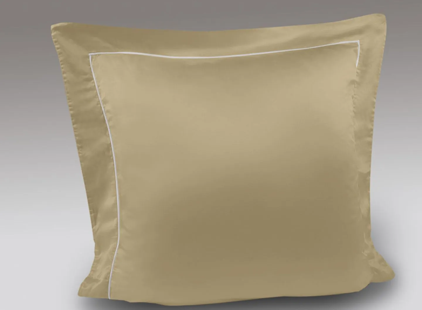 Lazy Silk decorative sham - giallo cuoio 