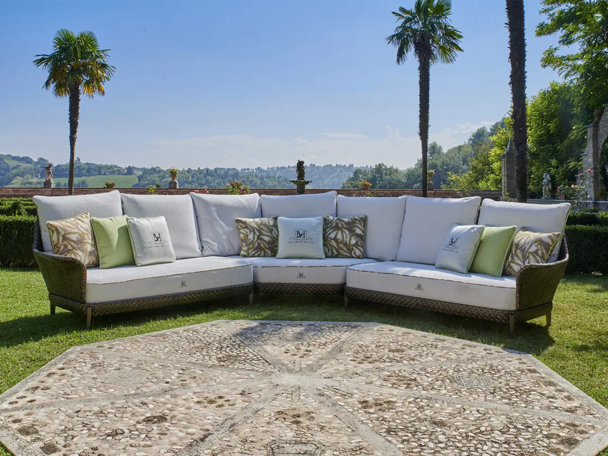 Aralia sectional sofa- Samuele Mazza Outdoor Collection