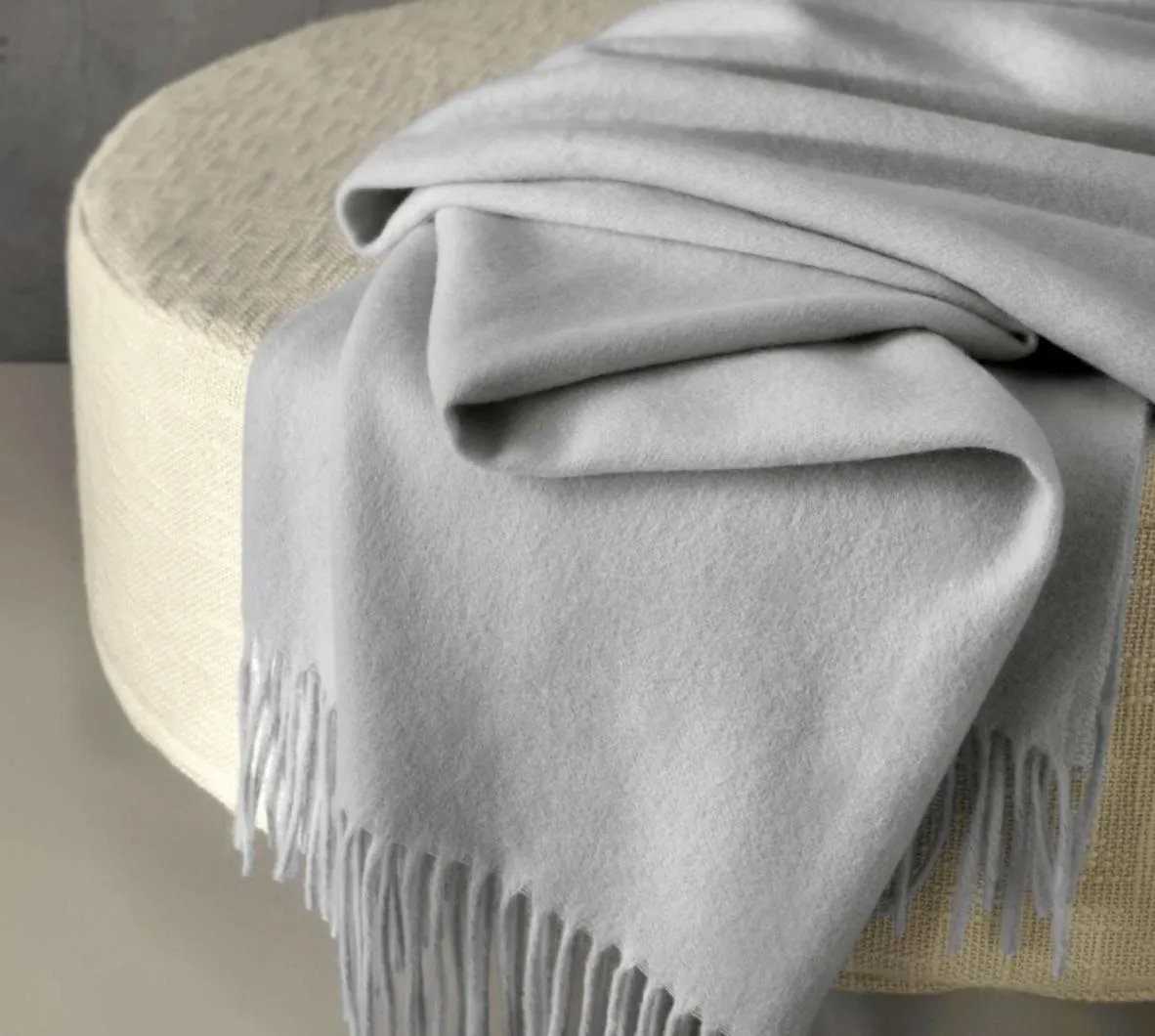 Anteprima throw