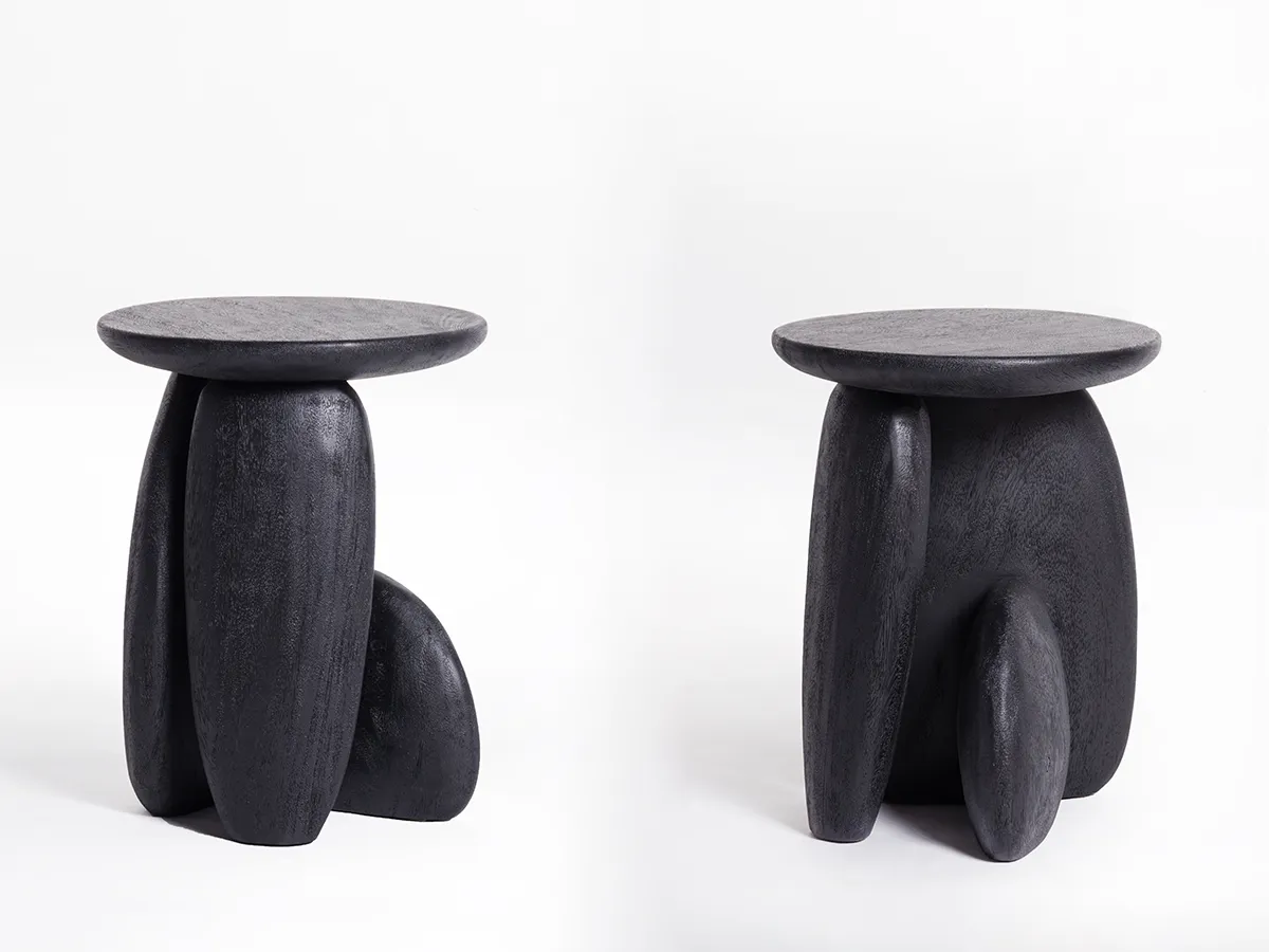 PEBBLE stool 02