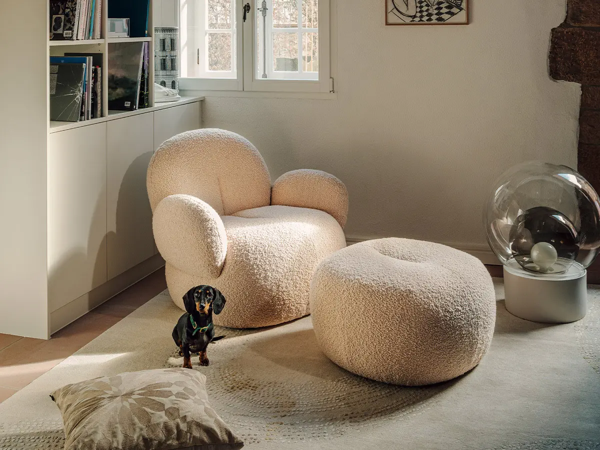 Freifrau Graefling - Nana Love Seat and Pouf