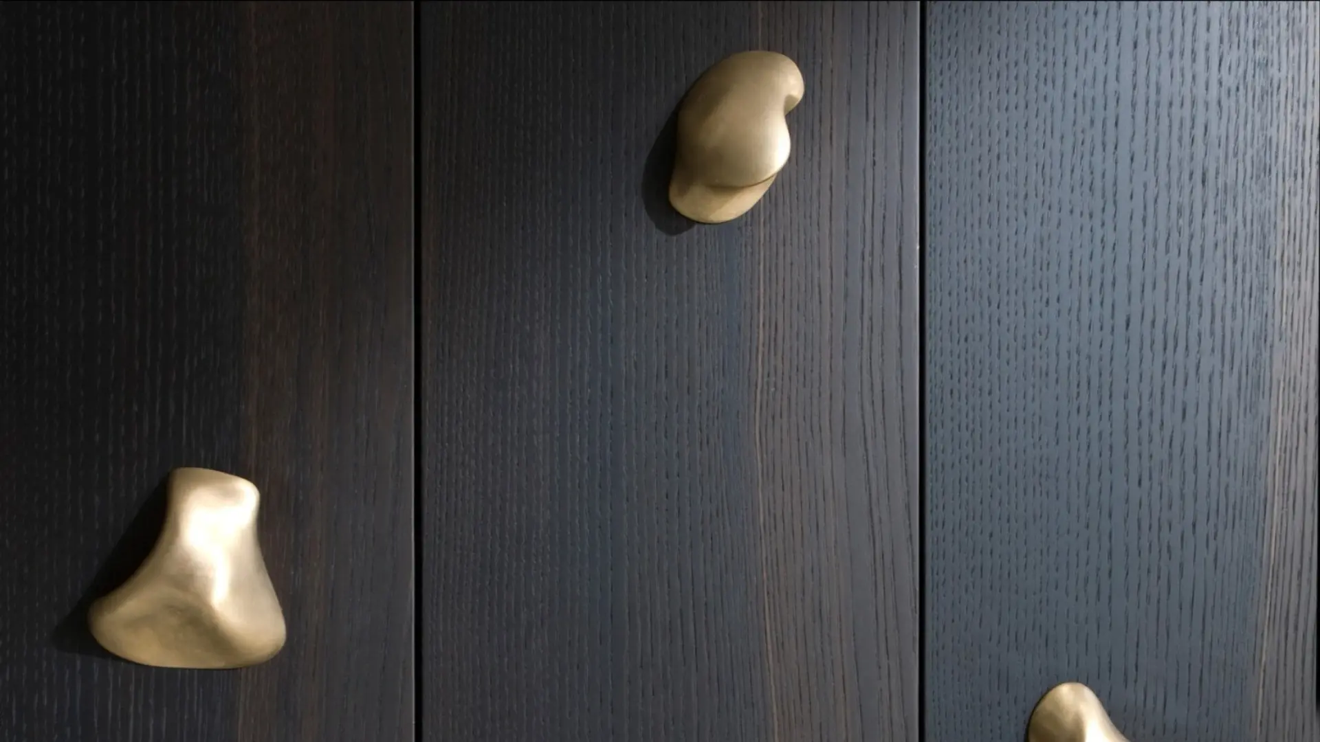 laurameroni luxury high end units and wall units