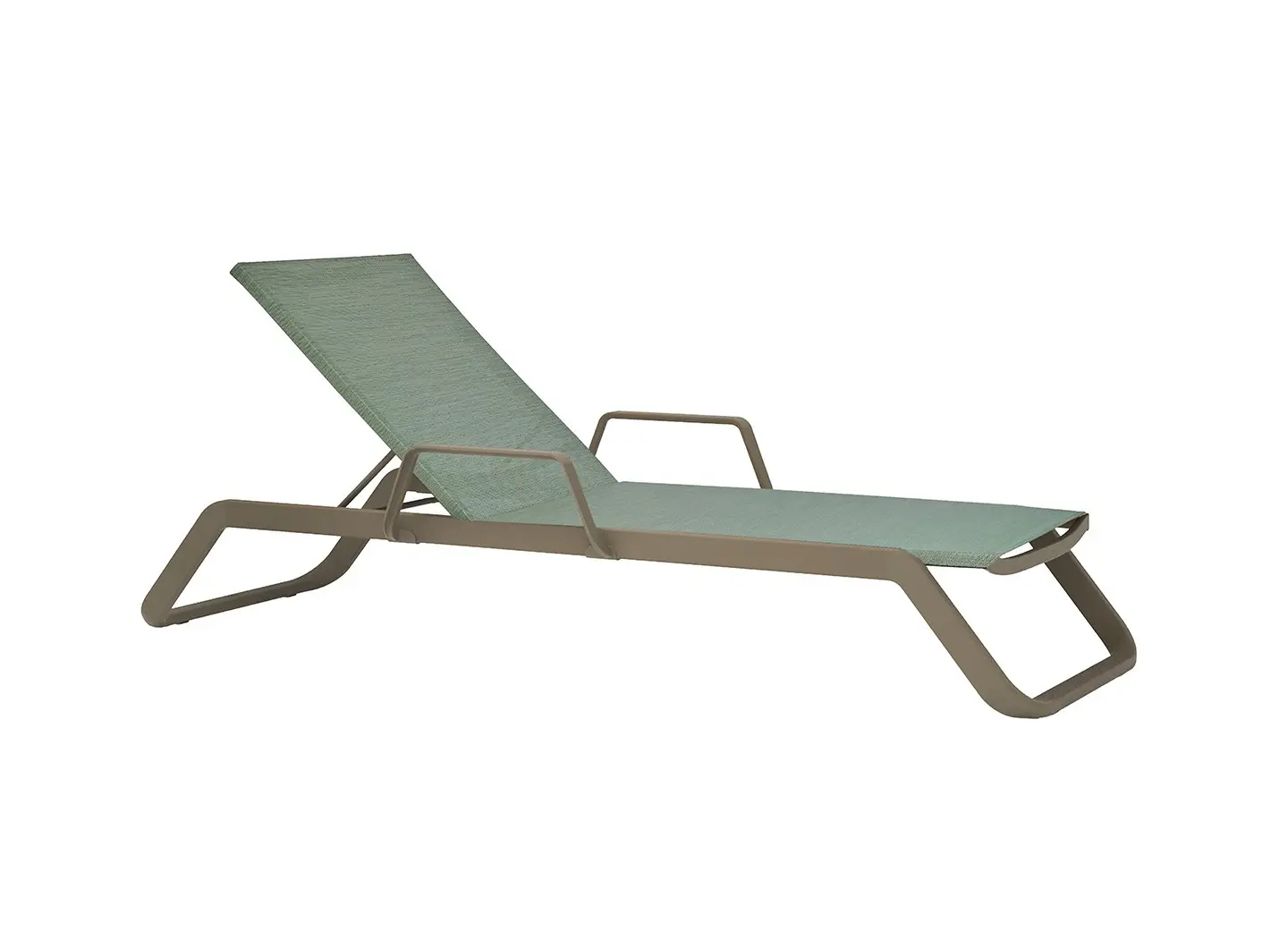 Very resistant and functional VILA sun lounger. Ezpeleta