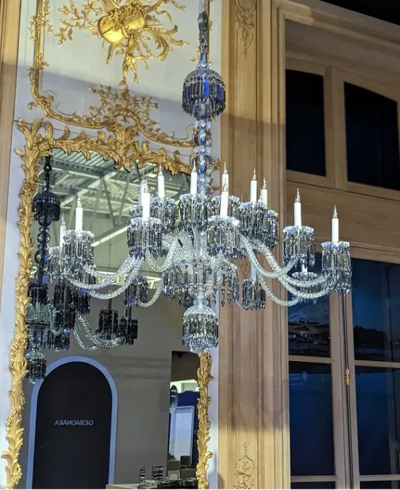 CRYSTAL CHANDELIER 24 LIGHTS - OMBRES ET FACETTES