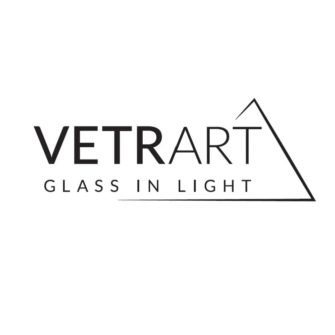 Vetrart Glass in Light