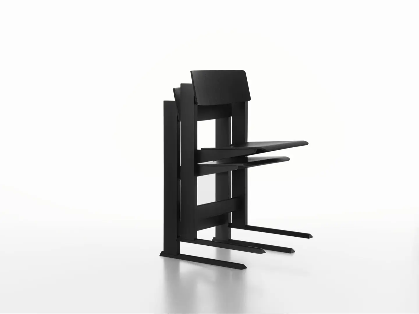 Lira chair, designed by Daniel Rybakken