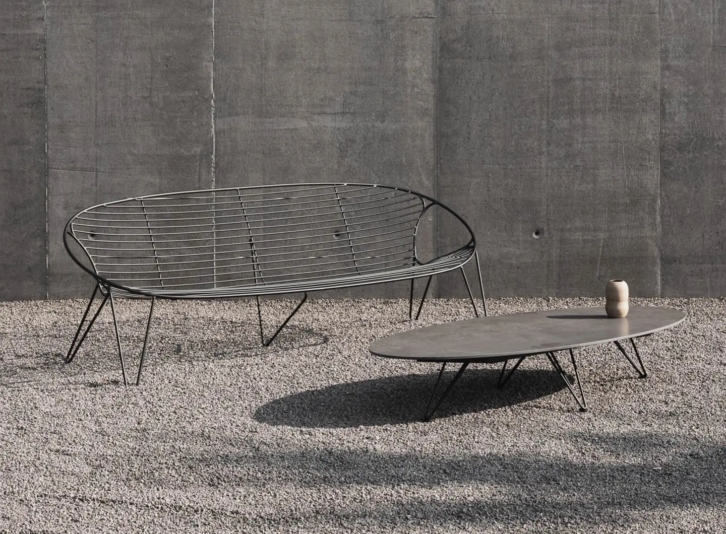 Joli - Wire Coffee Table