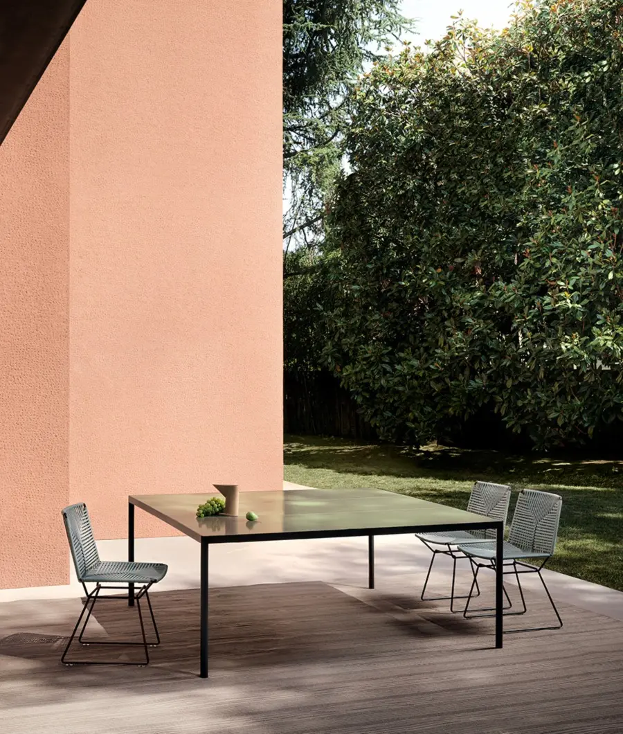 MDF Italia - Offset - Outdoor - 1