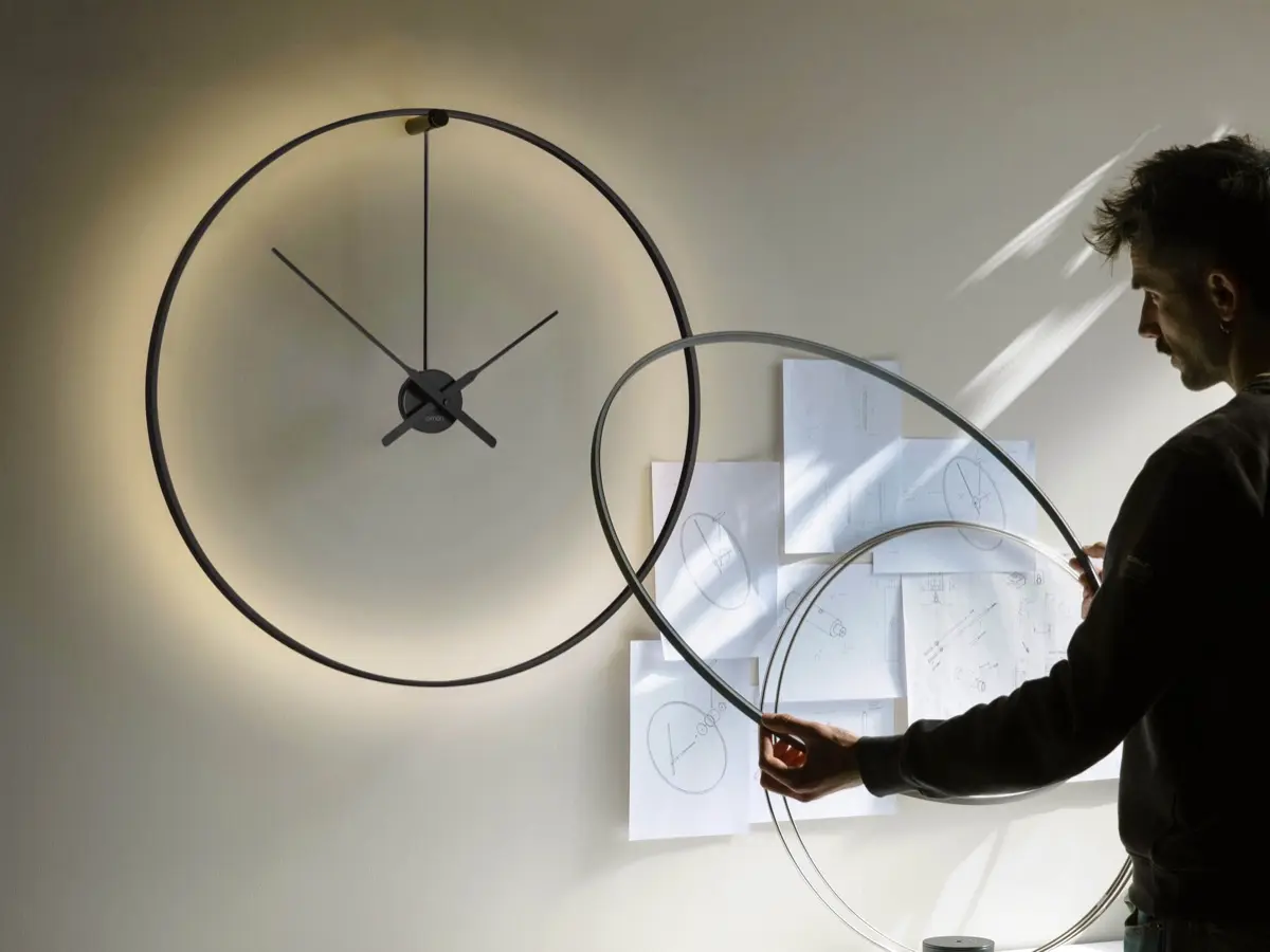 Ombra clock