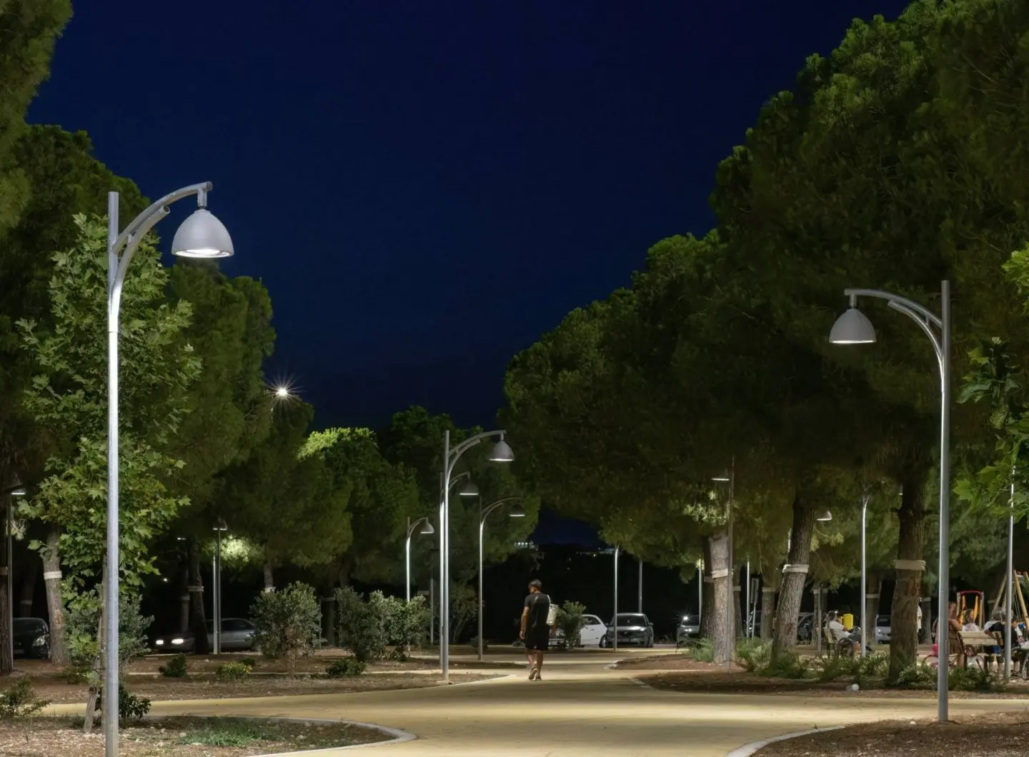 Grottaglie (TA), lampade modello Vieste di colore grigio