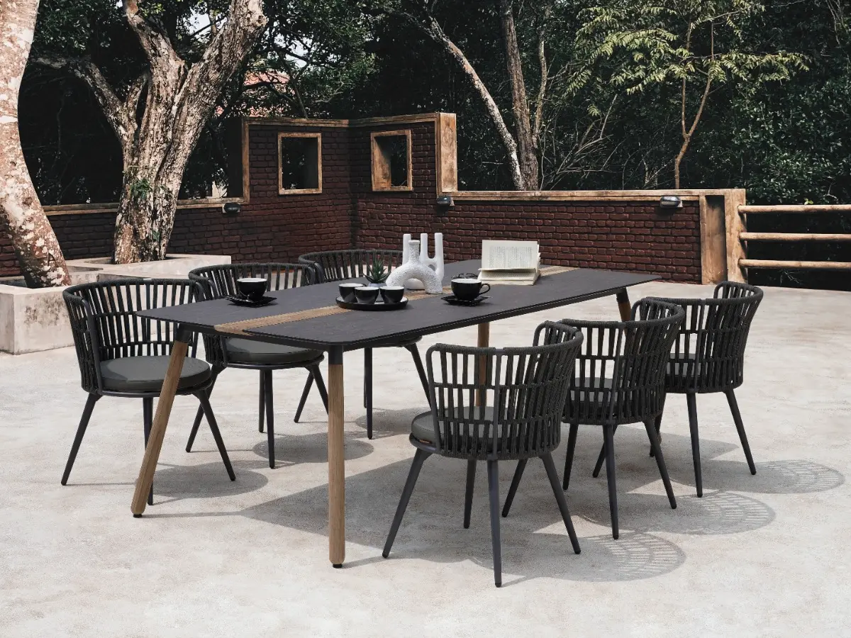 Mamagreen - Daisy Dining Tables