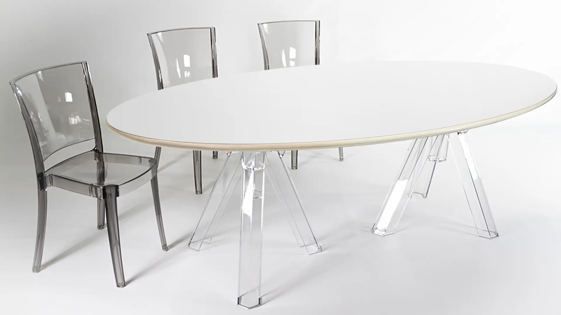 Tavolo_ovale_trasparente_design_policarbonato_bianco_cm._240x120.jpg