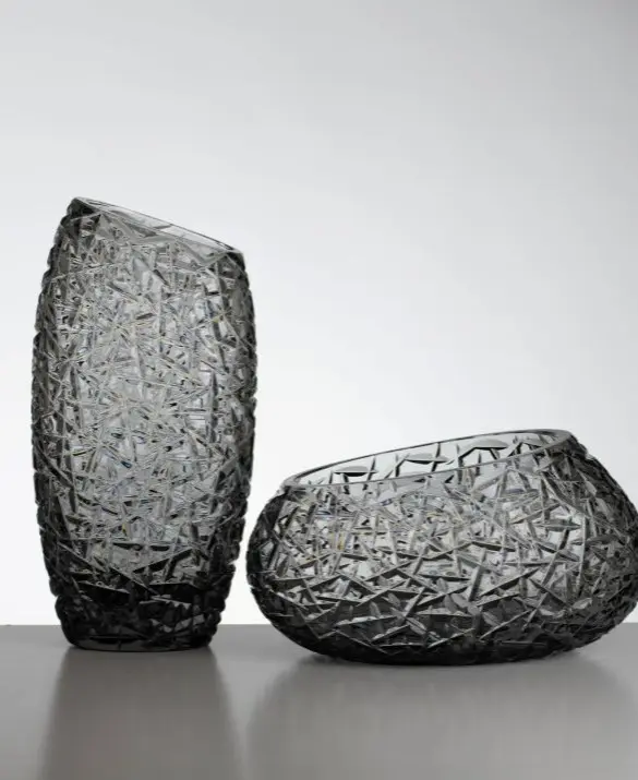 Duccio di Segna - DIVINITY Vase grey, DIVINITY Centrepiece grey