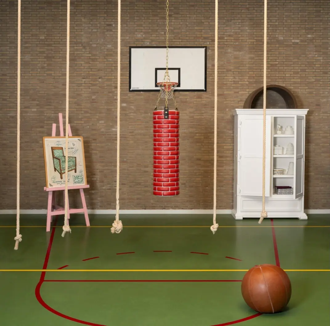Gufram_Studio_Job_Punch_Wall_16.jpg