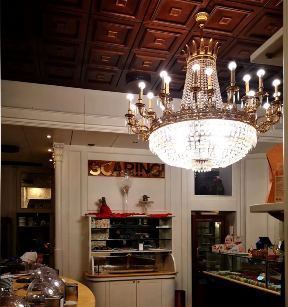 Scaringi, Milano