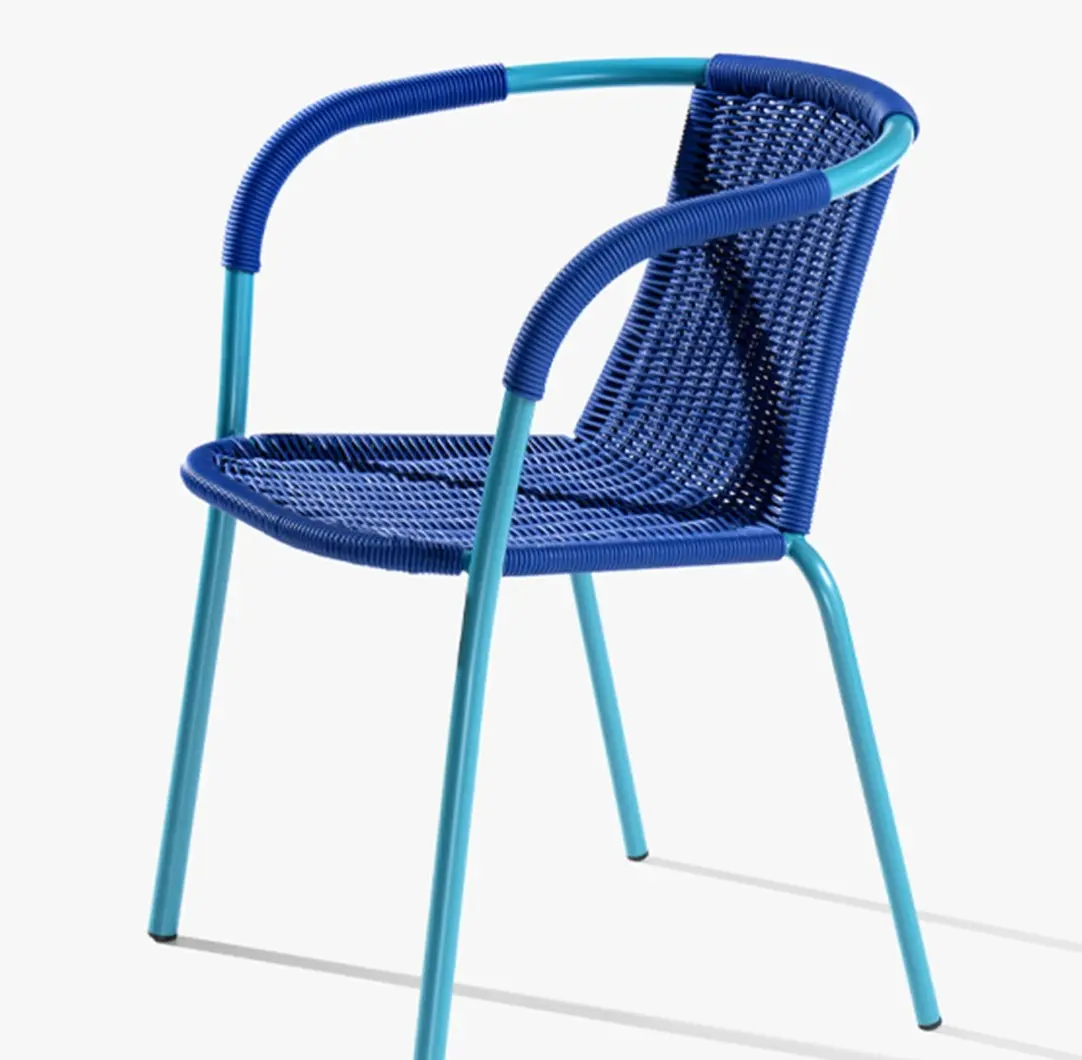 et_al_001_chair.jpg