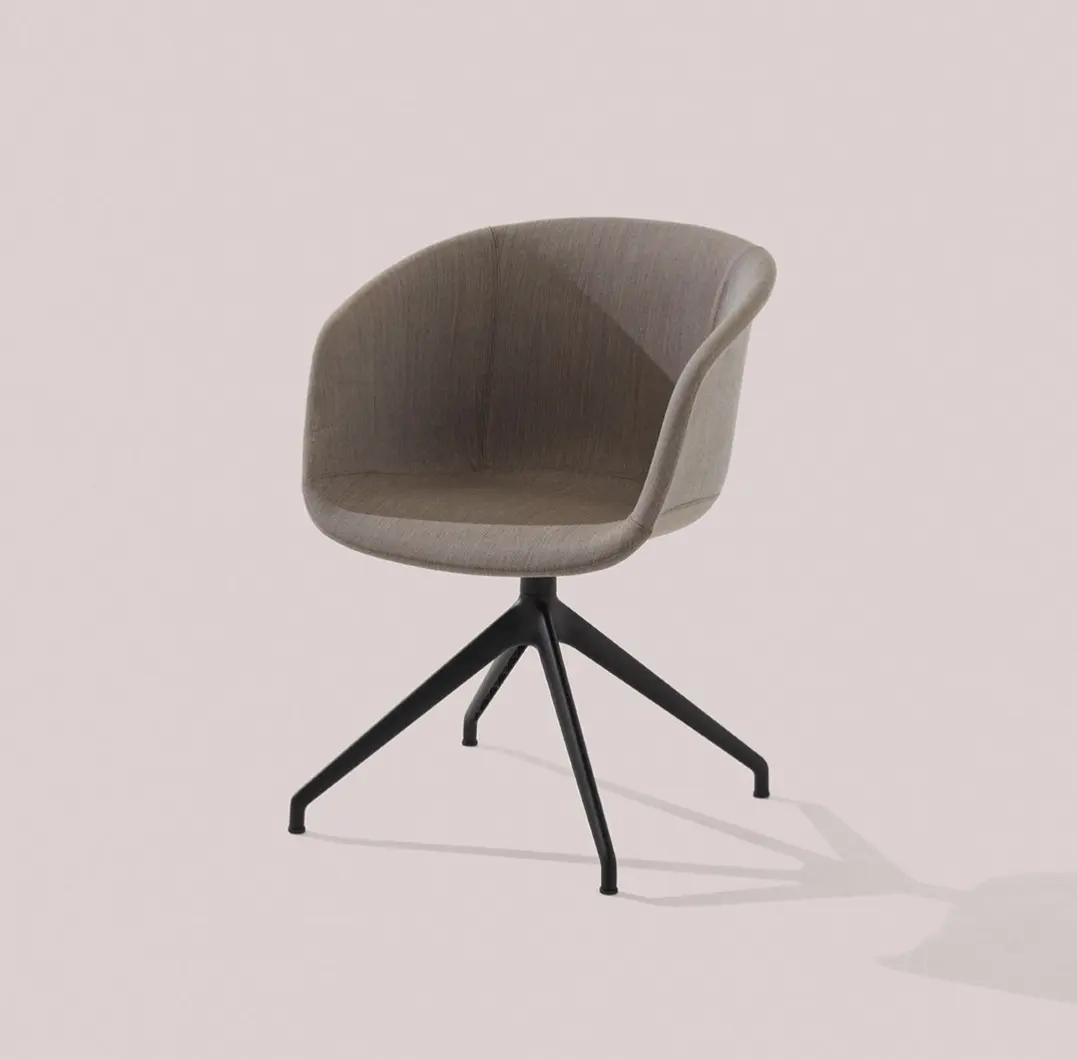 et_al_dunk_armchair.jpg