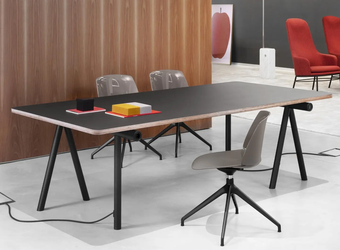 et_al_harvey_table_dunk_chair.jpg