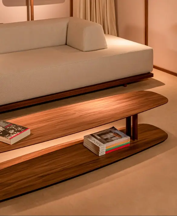 Axis Table