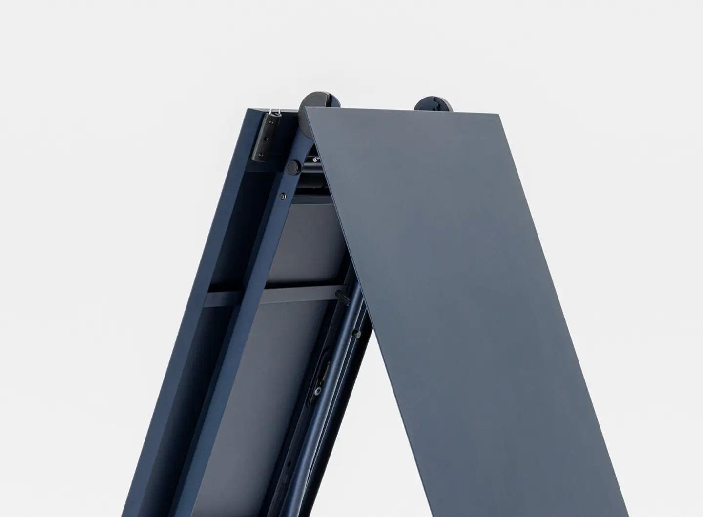 Argo Libro Metal, design Mara R&D