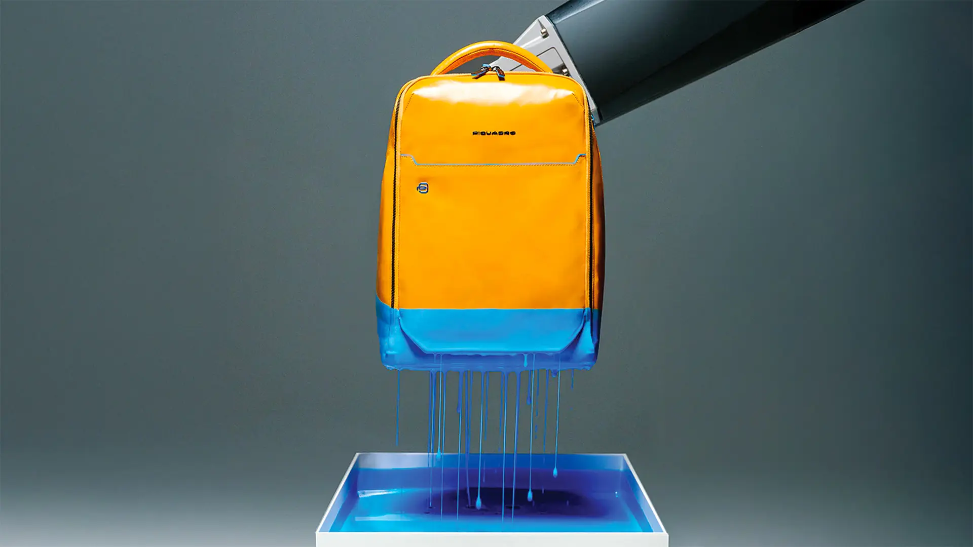 Blue Square Piquadro