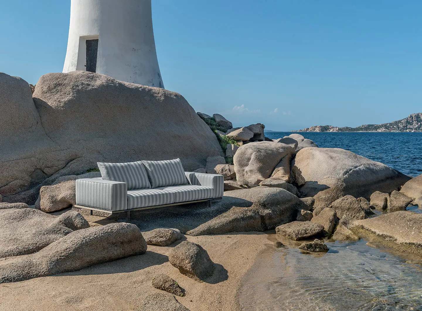 Ethimo, sofa Costiera, design Christophe Pillet