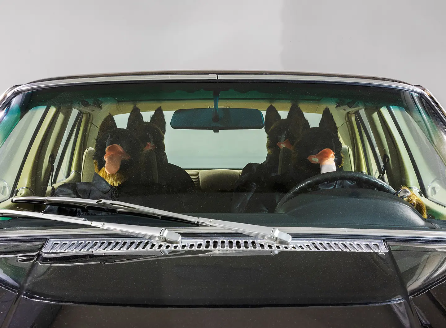 Jos de Gruyter & Harald Thys, Die Vier von der Tankstelle (The Four from the Filling Station), 2023, courtesy the artists