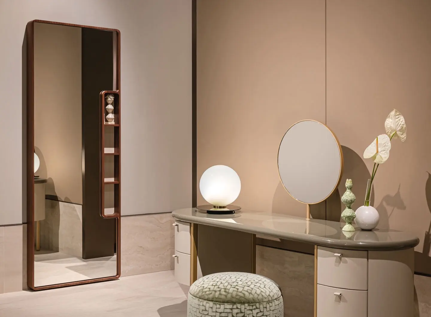 GALLERY_atelier_mirror2.jpg