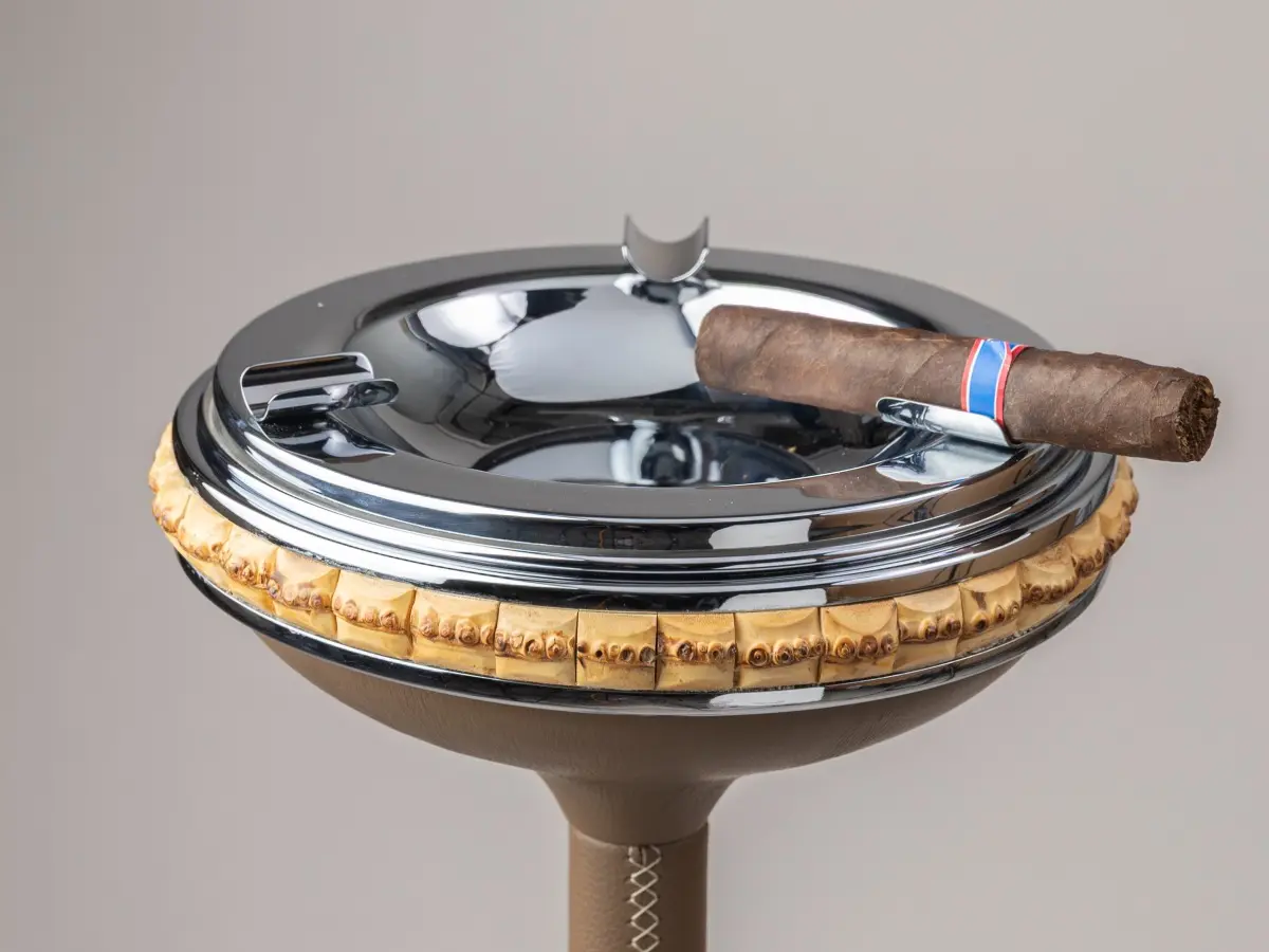 Ashtray with stand