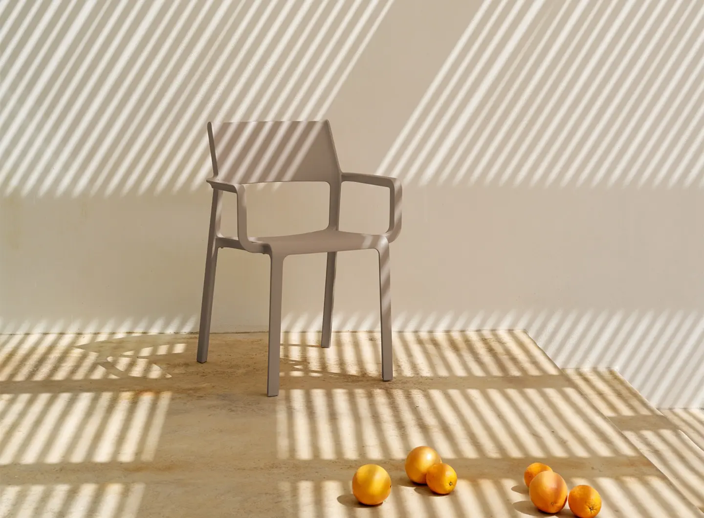 Trill Armchair