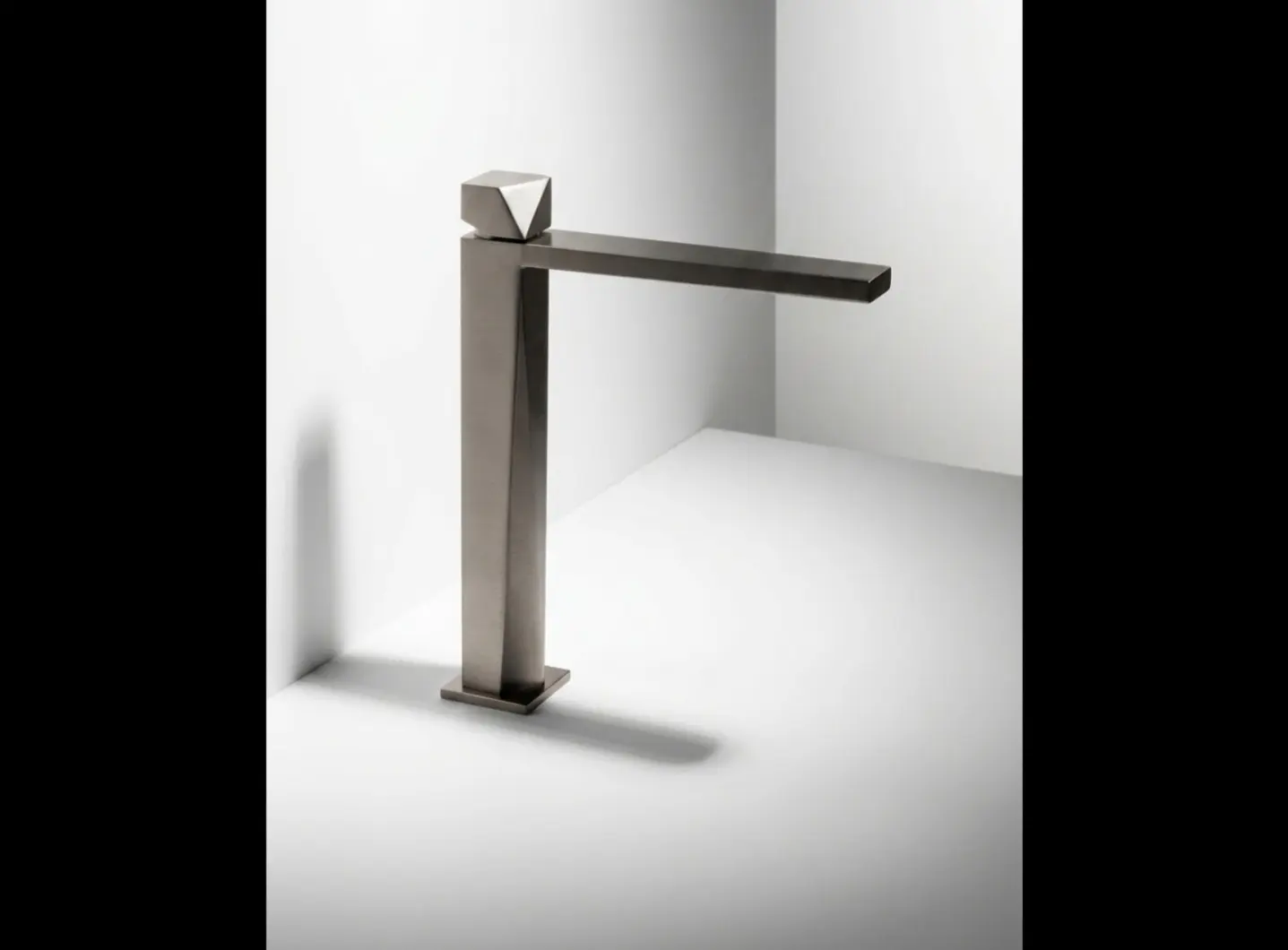 DSide miscelatore lavabo monocomando alto