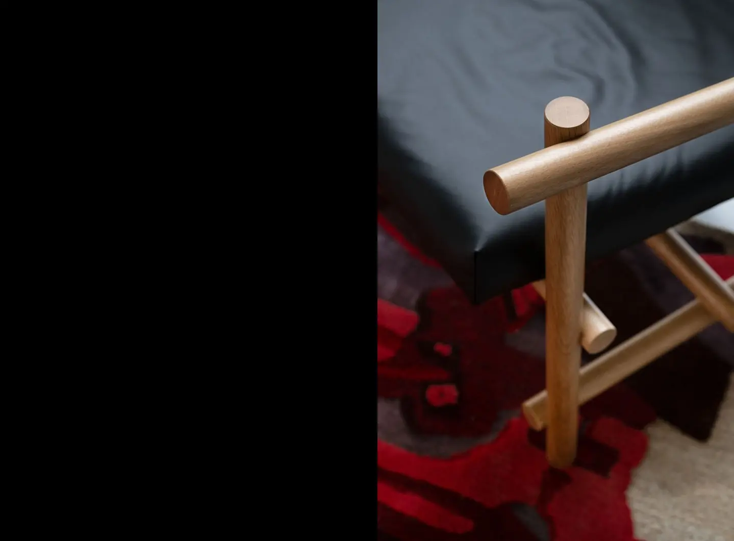 Muecke Lounge Chair