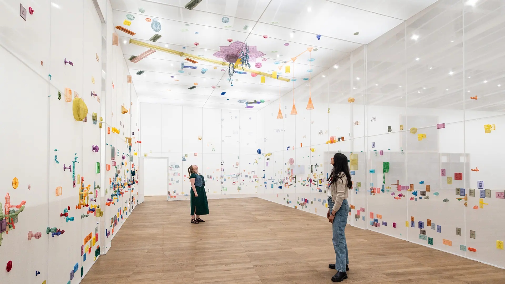 Scatto alla mostra The Genesis di Do Ho Suh alla Tate Modern Gallery di Londra